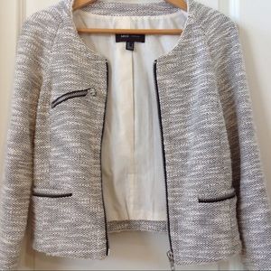 Sale!  MNG Casual- Wht/Blk Blazer.  Size M.